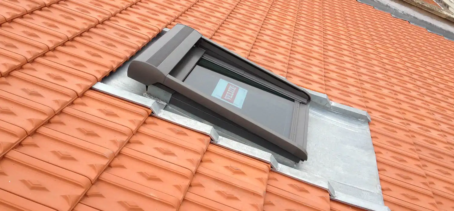 Réparateur installateur de velux qualifié Bransles 77620